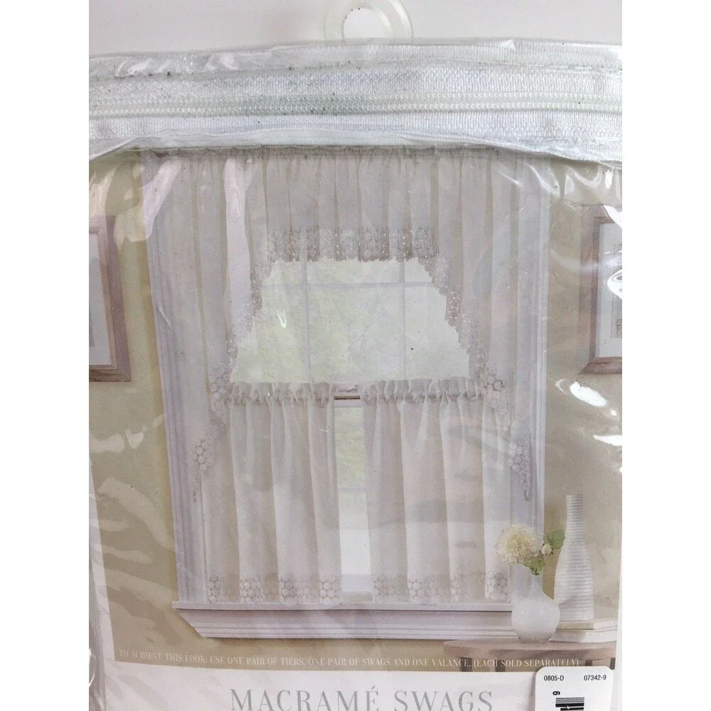 Regent ivory window